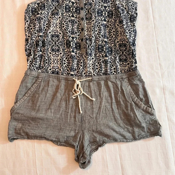 Ann Taylor LOFT Blue & Gray Floral Nautical 100% Cotton Romper Women’s L - Picture 8 of 11